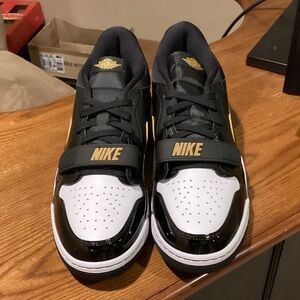 Nike Air Jordan Legacy 312 Low